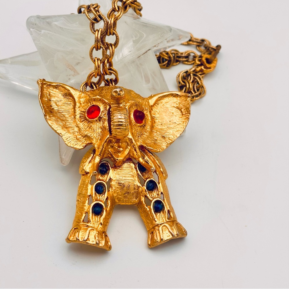 Vintage 60s 70s D&E JULIANA Elephant Statement Pendant - Picture 5 of 16